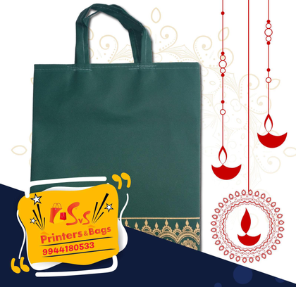 Spacious, perfect for gifts and sweets