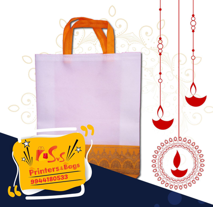 Spacious, perfect for gifts and sweets